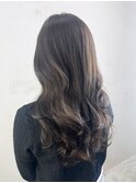 くびれヘア顔周りレイヤーロング_ba539911