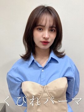 アミー 銀座(Ammy) レイヤーカット#韓国風パーマ#コテ巻き風パーマくびれミディアム