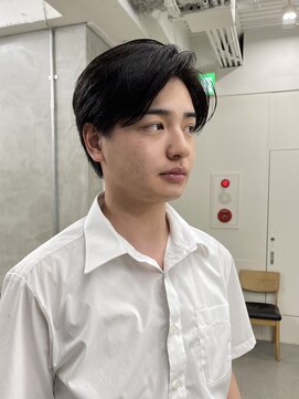 ソーコ 渋谷(SOCO) センターパートメンズカットメンズナチュラルかきあげニュアンス