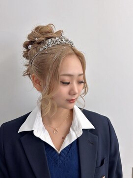 キング 心斎橋店(K!ng) ハイライトカラーミルクティーベージュレイヤーカット