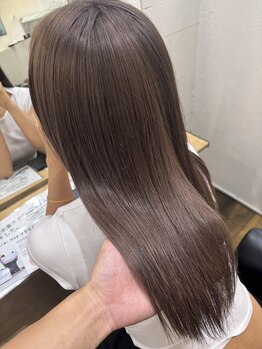【大通駅徒歩3分】“ブリーチ毛でもできる縮毛矯正”があるサロン★<オイルストレート>で髪質改善が叶う！