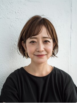 ハピネスフィール 宇治店(Happiness FEEL) 顔周りカットミセス丸みショートボブ