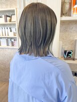 キャアリー(Caary)&nbsp;福山Caary春夏寒色シアーグレージュ切りっぱなしボブ抜け感ヘア