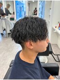 刈り上げセンターパート/波巻きツイストスパイラル/大阪