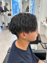 ルースト 心斎橋店(ROOST) 刈り上げセンターパート/波巻きツイストスパイラル/大阪