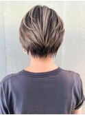 シャドールーツショート_くびれヘアビタミンカラー_ba337542