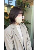 シェルハ(SHELHA)&nbsp;[手塚]切りっぱなしボブ ピンクグレージュ ブリーチカラー