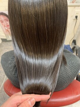 ロマンヤカタ ファース(ROMAN YAKATA fars) 髪質改善　美髪　艶髪　うるさらロング@田代12/23