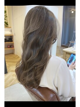 エル(LE) 【LE】美髪レイヤー/顔まわりレイヤー/くびれミディアムレイヤー