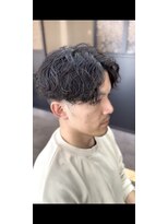 トッカ(tocca)&nbsp;波巻きパーマ/アップバング/センターパート/刈り上げ