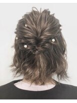 コトナ(kotona) 【パール×ハーフアップヘアアレンジ】シニヨンカチモリ早朝営業