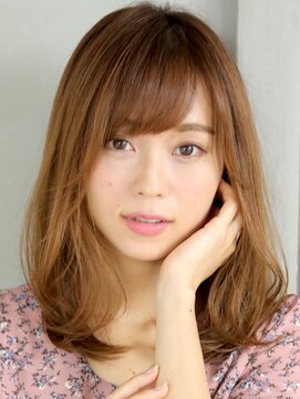 フミ(Fumi) 好感度200％のナチュラルカール