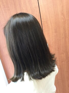 ヘアメイク 想倶楽部 ナチュラルロブ