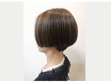 デコヘアー(DECO HAIR)の雰囲気（白髪をぼかすハイライト、デザインでカバーするカラーが人気です）