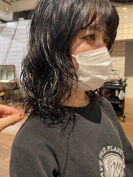 ヨイク(YOIKU) ミディアムレイヤー×垢抜けパーマ