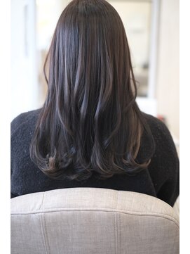 イースタイルコムズヘア 柳通り店(e-style com's hair) ロングヘア #ゆる巻きロング#ヘルシースタイル#20代・30代