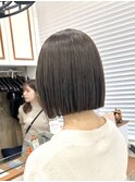 前髪マチルダボブピンクベージュインナーグレージュ