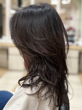 ヘアークリアー せんげん台 ミセス 大人のロングレイヤースタイル　抜け感◎