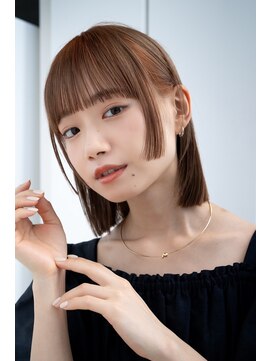 レノラ 本町(LENORA) 20代30代大人かわいいナチュラル暗髪エアーストレートヘア