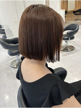 ルシードスタイルレーヴ(LUCIDO STYLE REVE) ボブスタイル、ストレートパーマ