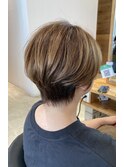 初めてのショートでも安心！必ず似合う大人ショートヘアー