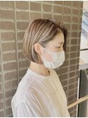 白髪ぼかしハイライト丸みミニボブ　髪質改善