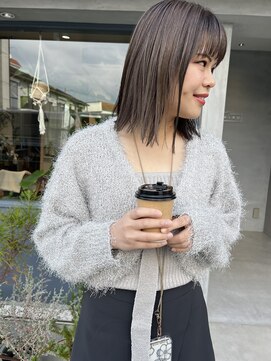 シロ(SHIRO) 切りっぱなしボブ○アッシュカラー【20代/30代/宝塚】