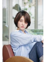 アーク(ARC+)&nbsp;ショート・ボブ　ツヤ感・シンプルな前下がりボブ