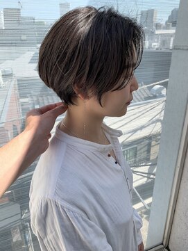 エムクランメイクス 原宿 表参道(m.clan MAKE'S) 大人かわいいマッシュショートハンサム前髪フェザーバングボブ