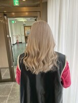 セシルヘアー なんば店(Cecil hair)&nbsp;ホワイトカラー