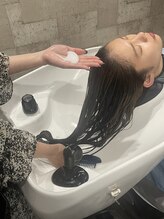 マスク塗布...3層のマイクロコーティングお悩みに合わせたマスクで外的ストレスから髪を守る