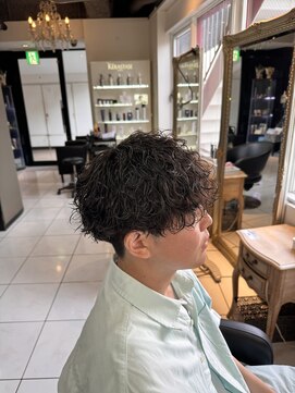 アイズ 海老名(AIZU) 波巻きパーマ　メンズパーマ　メンズカット　メンズサロン　眉毛