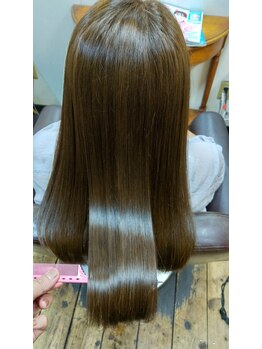 ヘアーサロンサバス(SAVAS)の写真/髪のお悩みに合わせたトリートメントをご提案♪髪の内部から補修し、しなやかな潤い溢れる美髪の毛に☆