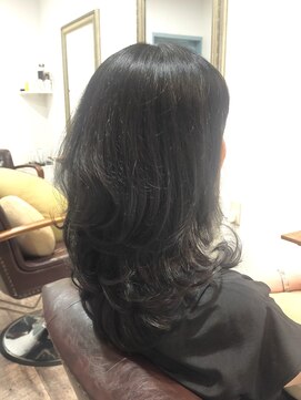 ヘアー グリーン(hair green) 30代40代50代/ゆるふわウェーブ/黒髪スタイル/ツヤ髪