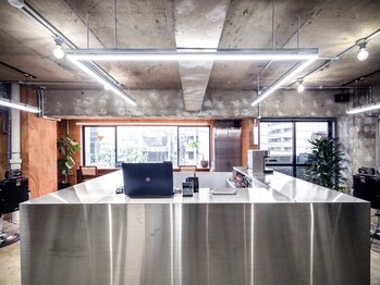 Lond GULLMAN メンズサロン 名駅【ロンドガルマン】