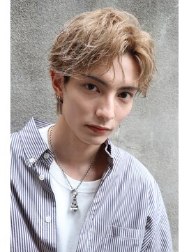 ロンド ローガン 名駅(Lond LOGAN) ハイトーンフェザーショートセンターパーマ