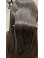 エン 久安(en.)&nbsp;艶チャコールグレー｜透明感ある大人の暗髪カラー