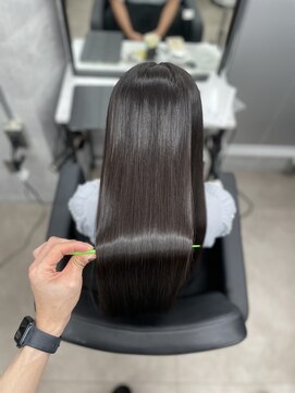 シンシア 新宿(CYNTHIA) 【CYNTHIA/イリス】髪質改善/髪質改善縮毛矯正/髪質改善カラー