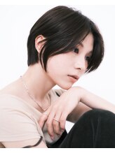 ■クオルシアカラー■ブリーチなしの黒髪でも光をまとうようなツヤのある高発色なカラーを楽しめる☆