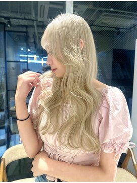 冬に映える！ブロンドカラー