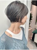 大人かわいい丸みショートボブ耳かけショート