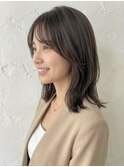 30代40代ミディアムレイヤーカット顔周りレイヤーハッシュカット