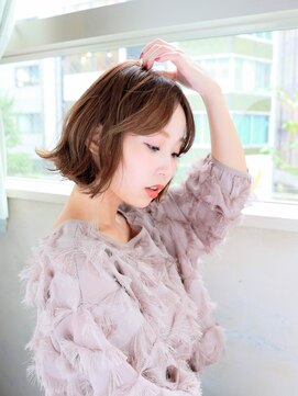 ルティア(Lutia) ナチュラルブラウン 大人かわいい 似合わせカット★★