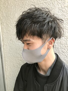 キャンバス バイ ネオリーブ 横浜西口(Canvas by neo.) 横浜★スマートマッシュの刈り上げ束間スタイル