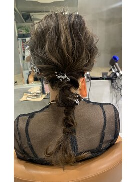 レックス 中野(rex) ヘアアレンジ　小顔に魅せるヘアー