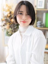 カバーヘア ブリス 川口(COVER HAIR bliss)&nbsp;イヤリングカラー黒髪小顔切りっぱなしボブa川口20代30代40代