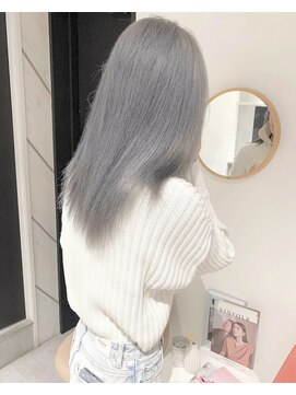 シピ バイ ブレス(shipi. by brace) モノトーンシルバー/グレー/ハイトーン