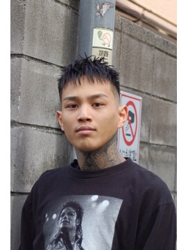 ツークツワンク バーバー 新宿(ZUG2WANG BARBER) ザクザククロップ