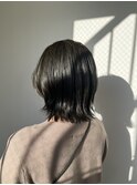 オリーブグレージュ