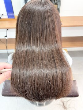 ランプ(Lamp) 縮毛矯正/髪質改善/クリスタライジング ビフォアー＆アフター